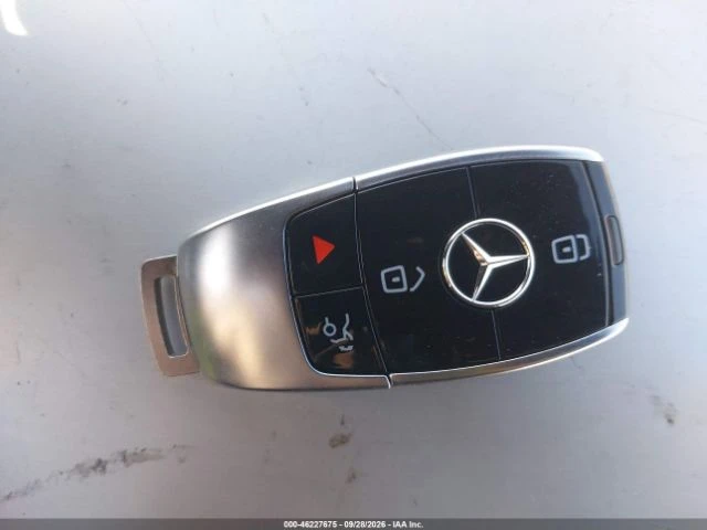 Mercedes-Benz E 300 DISTRONIC* ПАНОРАМА* , снимка 14 - Автомобили и джипове - 56582406
