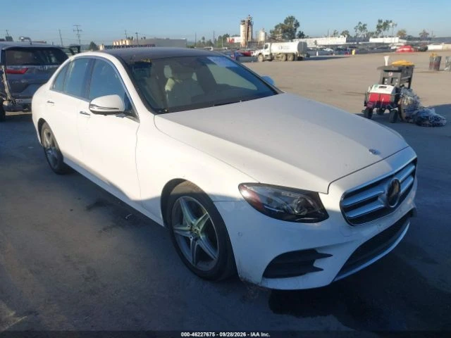 Mercedes-Benz E 300 DISTRONIC* ПАНОРАМА* , снимка 2 - Автомобили и джипове - 56582406