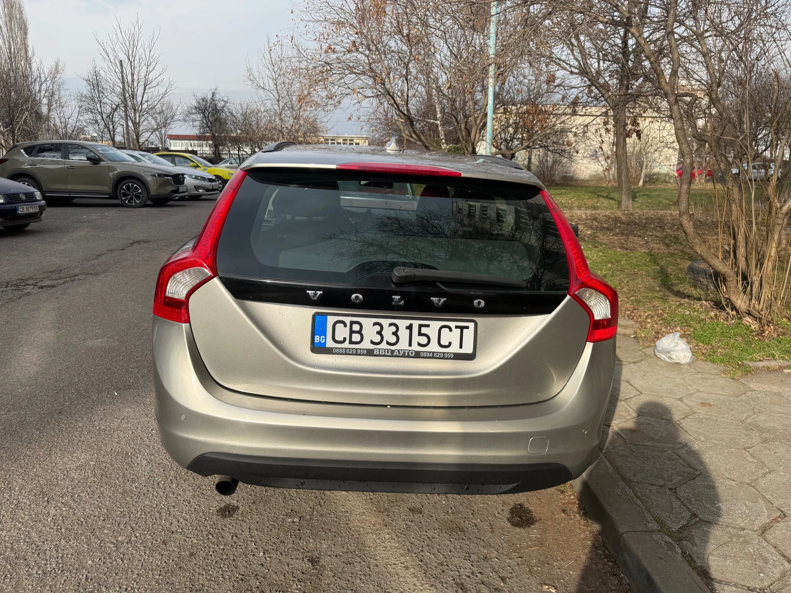 Volvo V60, снимка 1