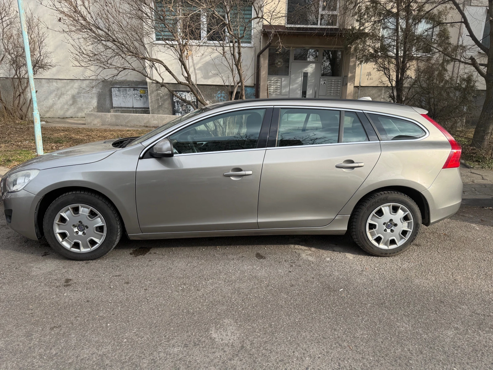 Volvo V60 | Mobile.bg � ����������� 11