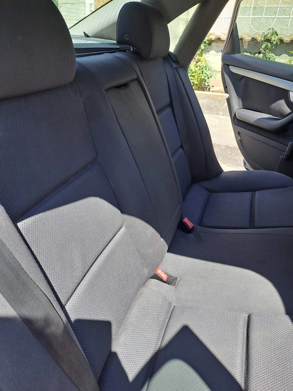 Audi A4 1.9 - изображение 5