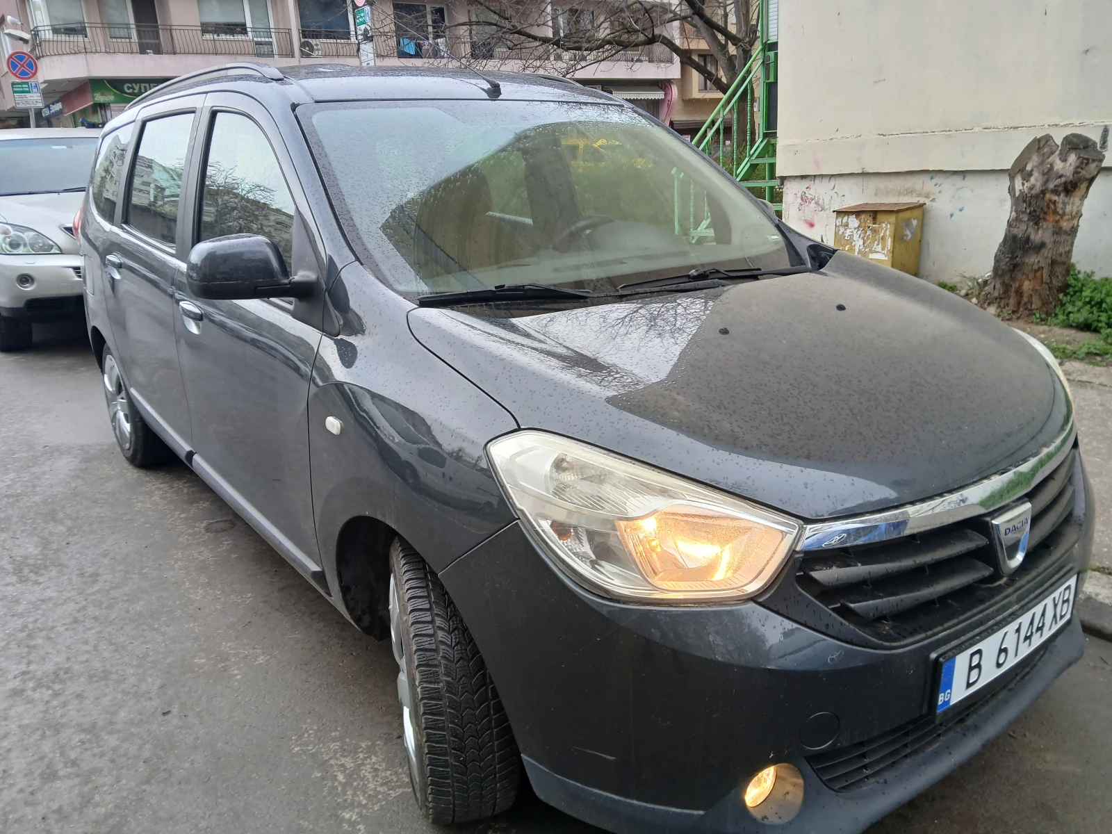 Dacia Lodgy 1.6 - изображение 3