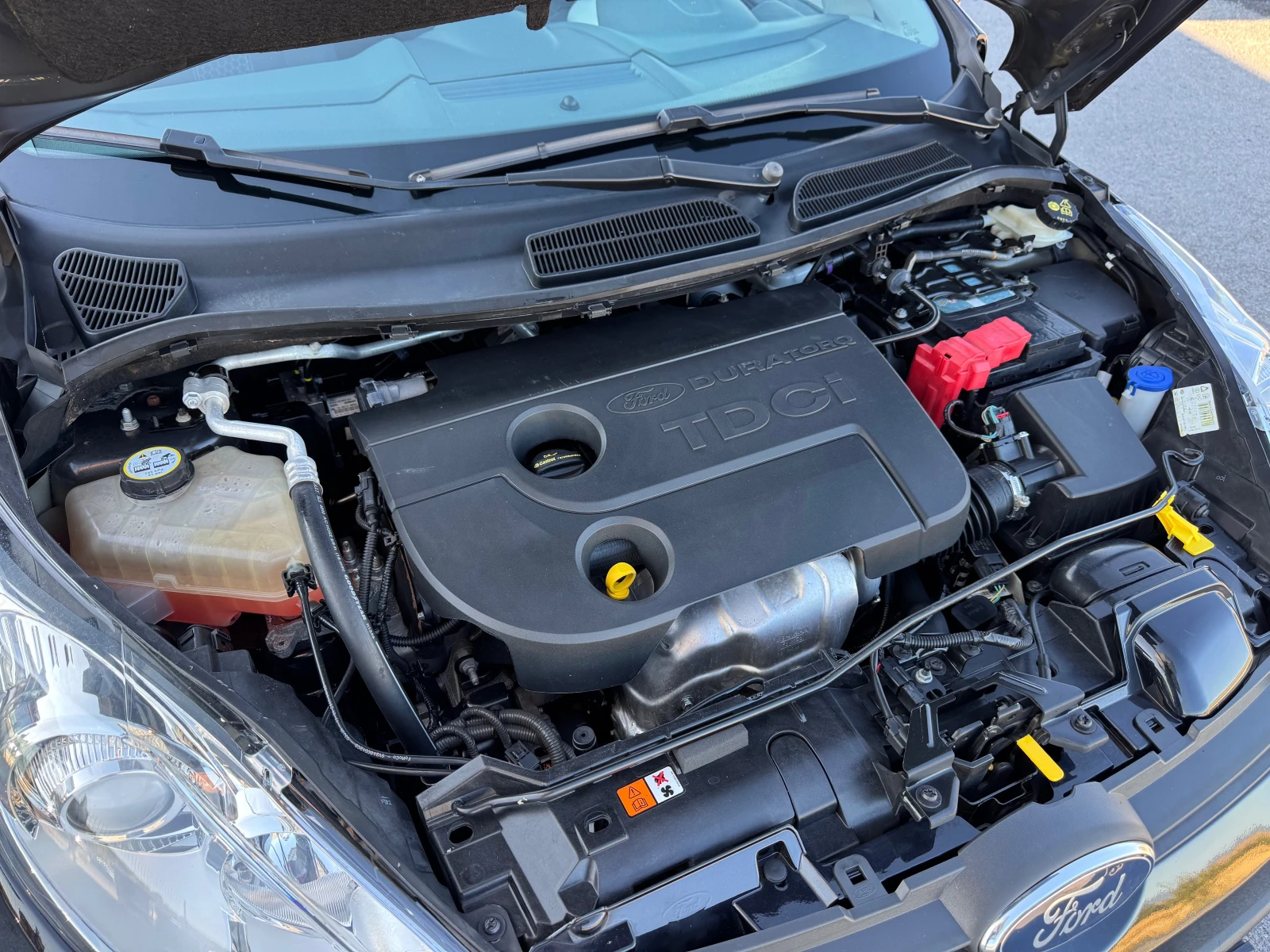 Ford Fiesta 1.4TDCi-TITANIUM - изображение 7