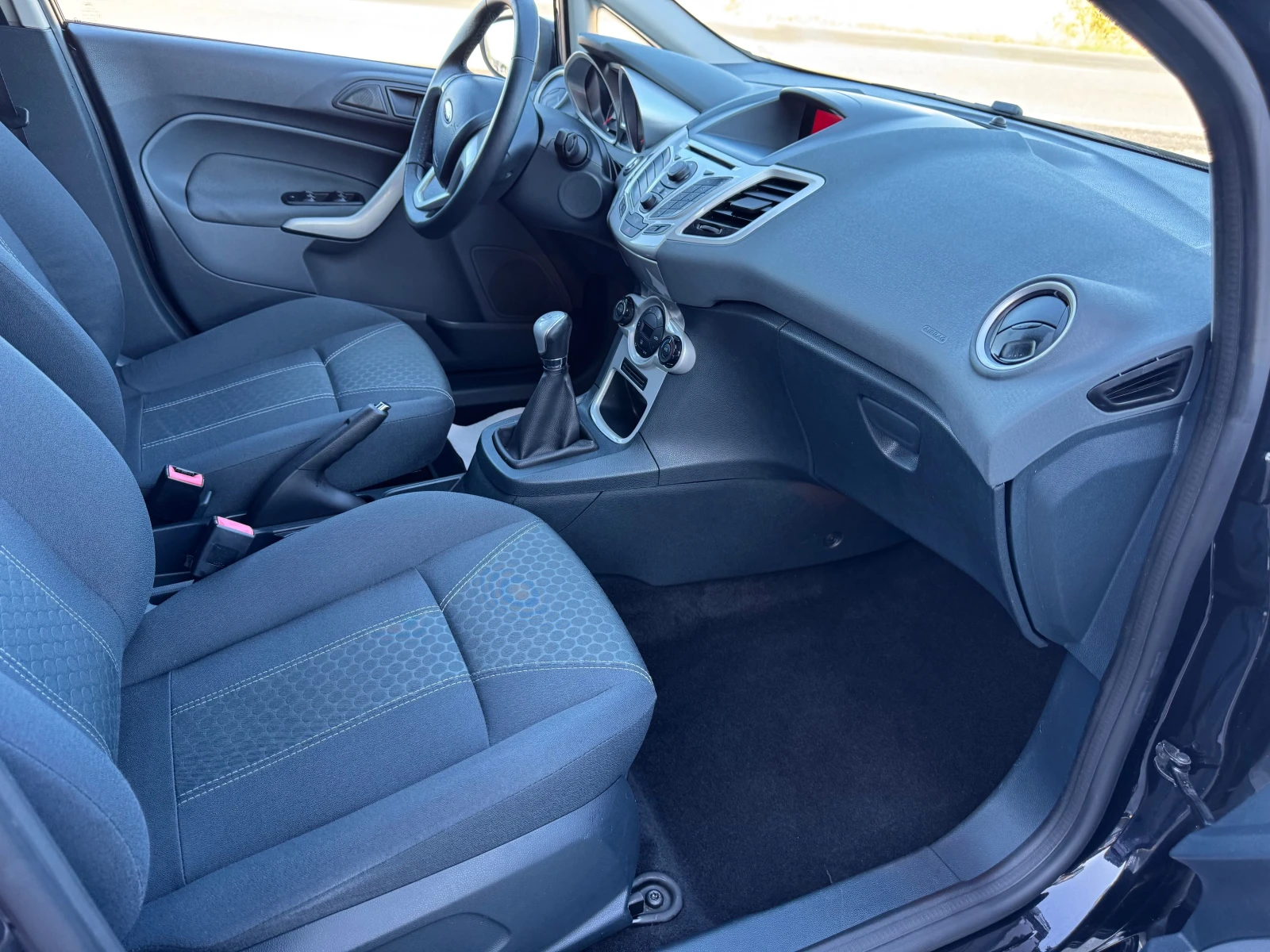 Ford Fiesta 1.4TDCi-TITANIUM | Mobile.bg   14