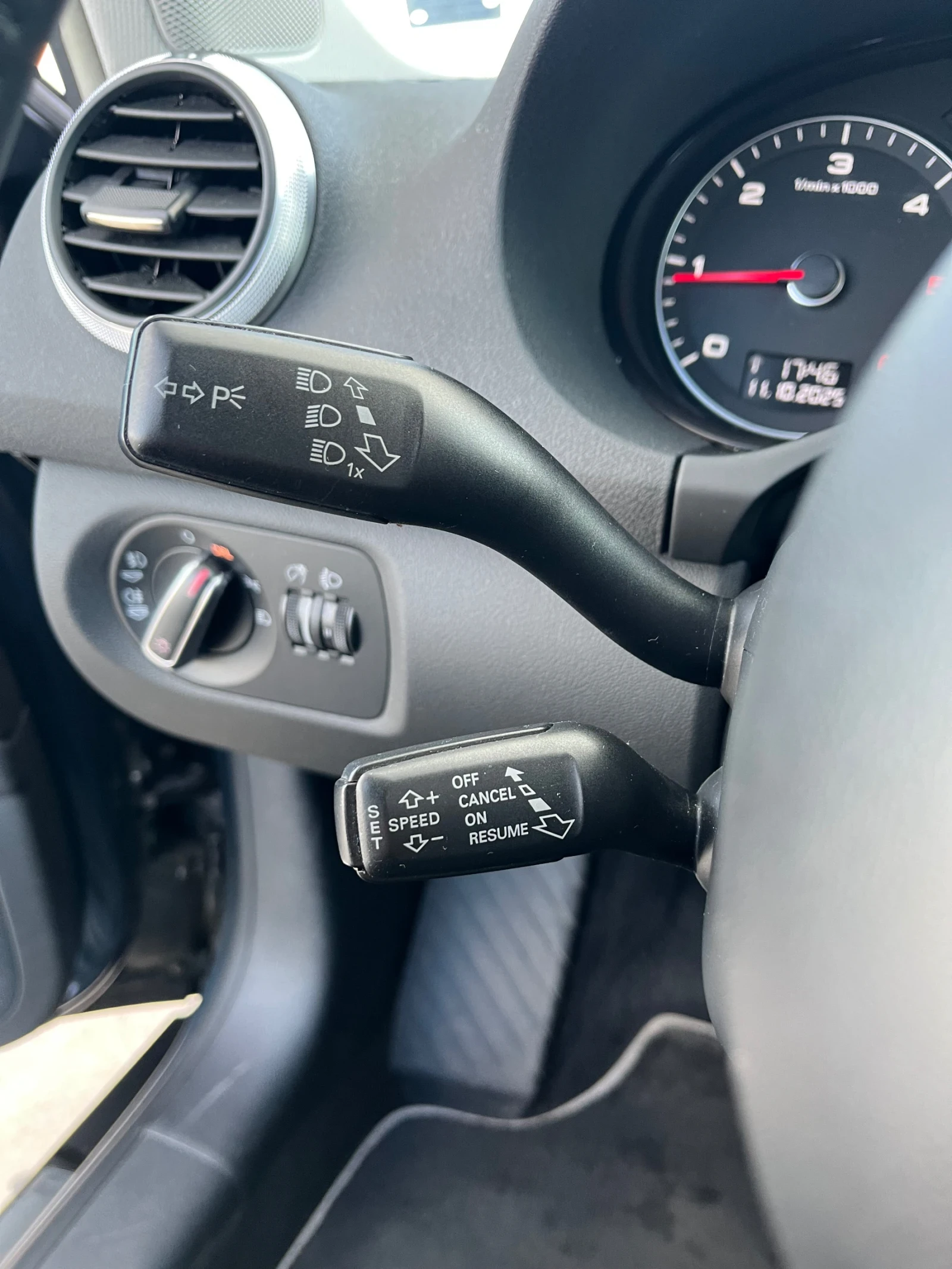 Audi A3 1.6 tdi Facelift  - изображение 9