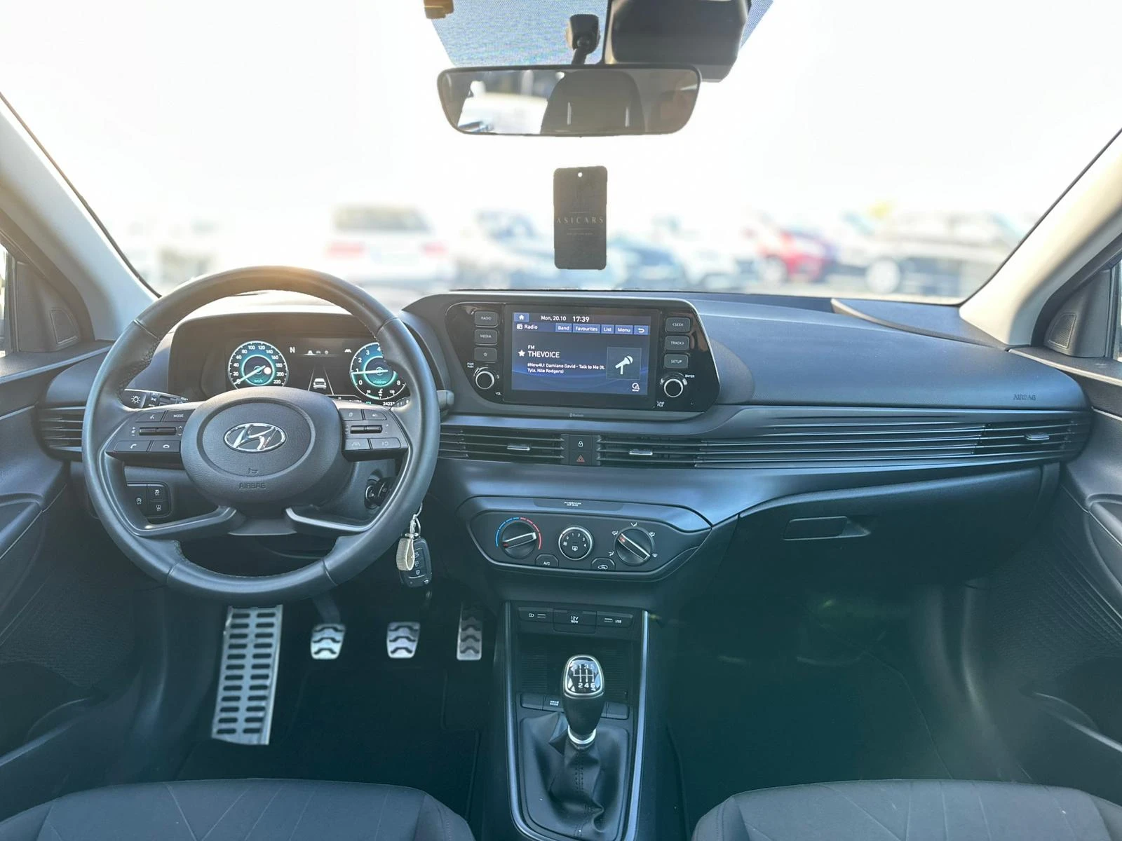 Hyundai Bayon / HYBRID / 24000 KM / DIGITAL / TOP /  | Mobile.bg   13