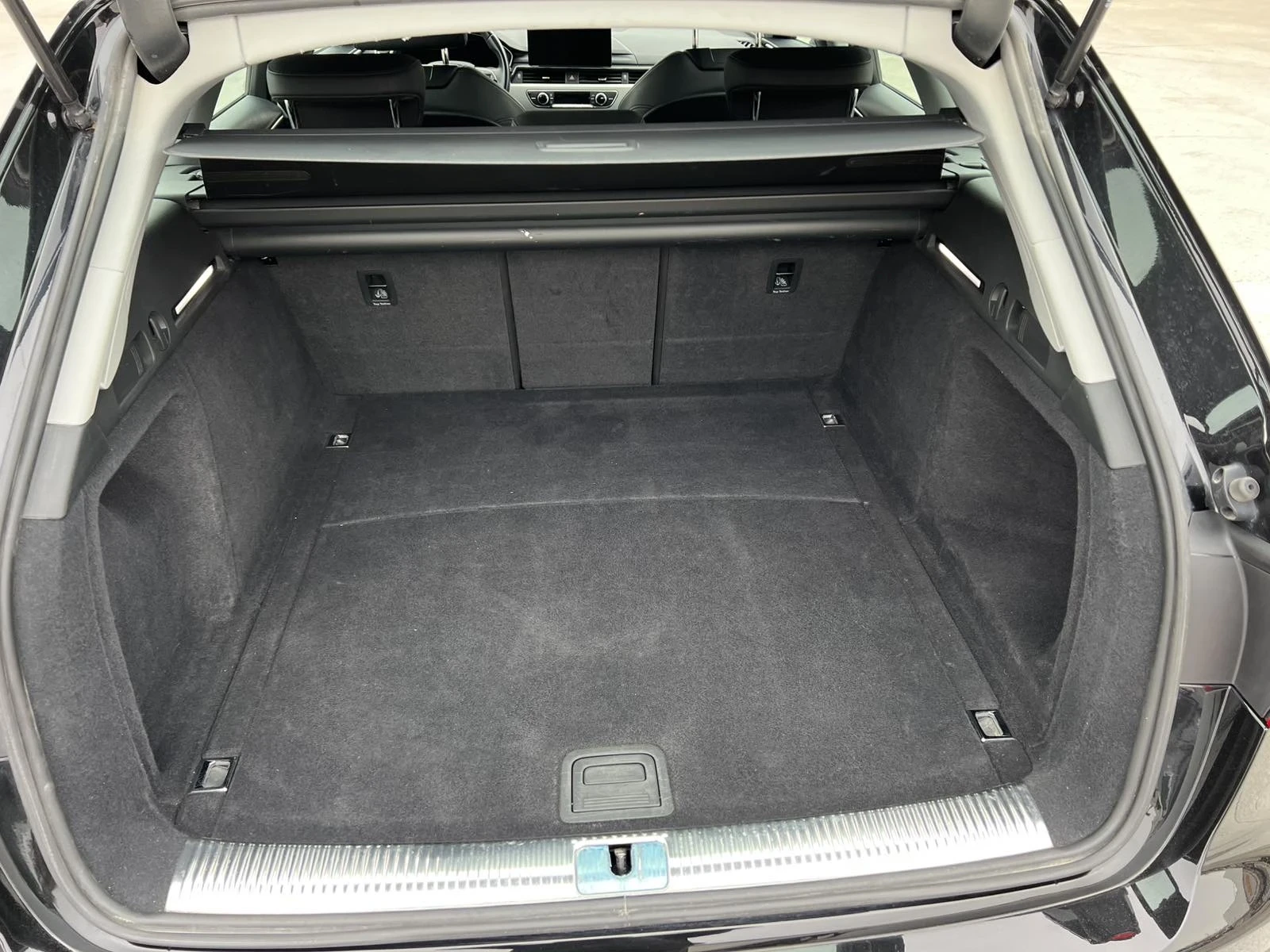 Audi A4 Allroad 4.0TDI 204 кс. ALLROAD  - изображение 9