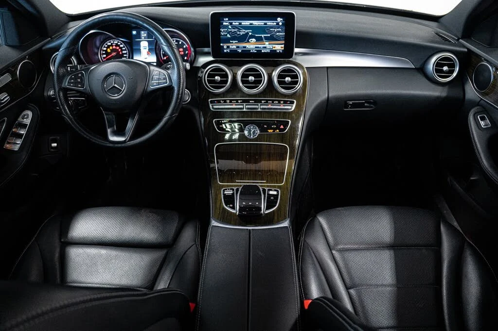 Mercedes-Benz C 300 4MATIC* KEYLESS* ПОДГРЕВ* КАМЕРА* ПАНОРАМА, снимка 7 - Автомобили и джипове - 53798181