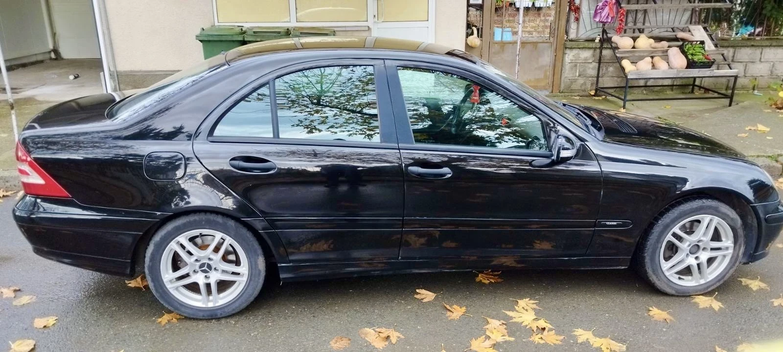 Mercedes-Benz C 180, снимка 11 - Автомобили и джипове - 53848098