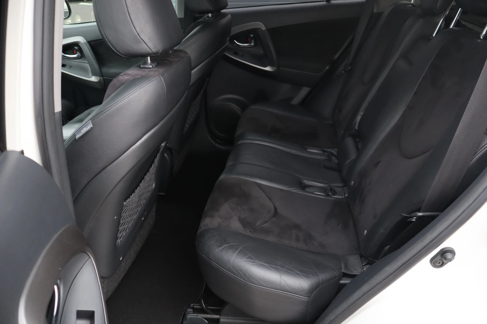 Toyota Rav4 2.2D* TOP* , снимка 11 - Автомобили и джипове - 53895997