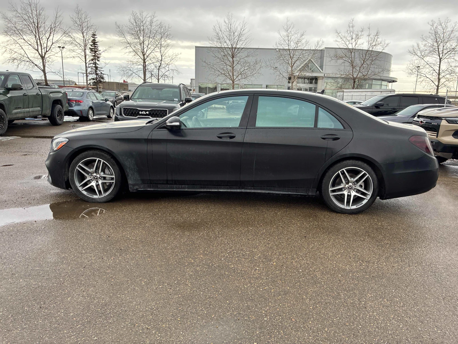 Mercedes-Benz S 550 V8 * * CARFAX * * АВТО КРЕДИТ * * , снимка 3 - Автомобили и джипове - 54156123