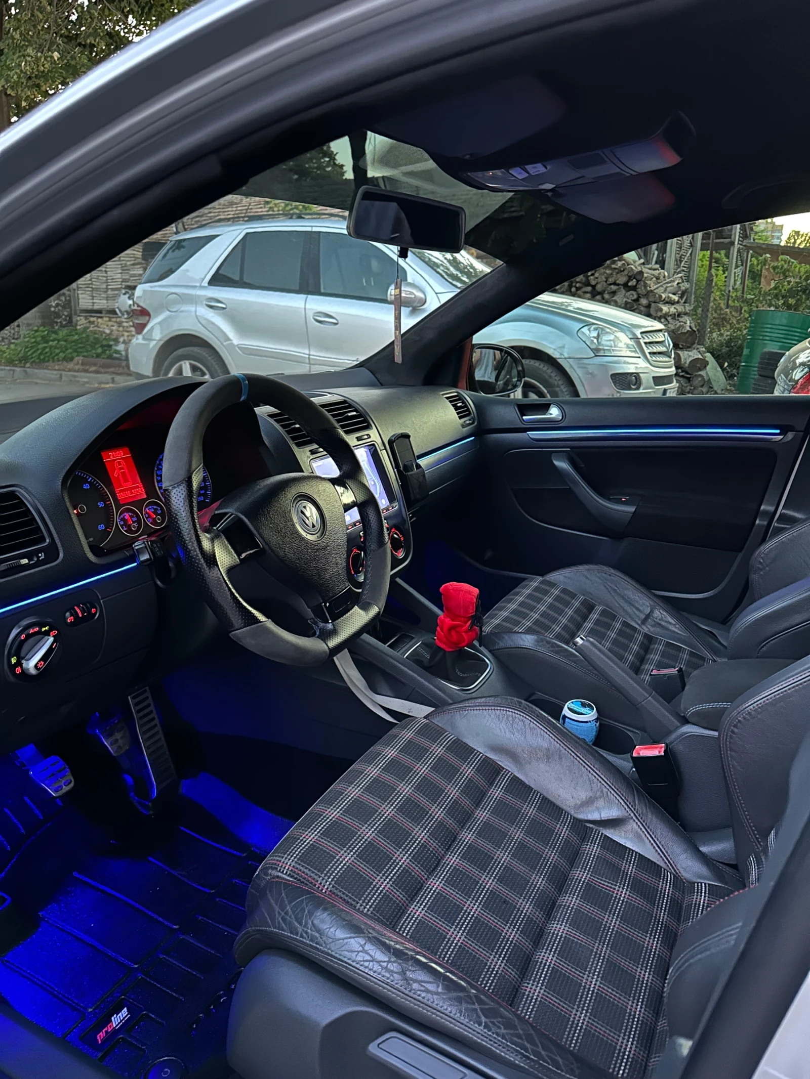 VW Golf 2009�/BLUEMOTION/EDITION30/���-������ | Mobile.bg � ����������� 12