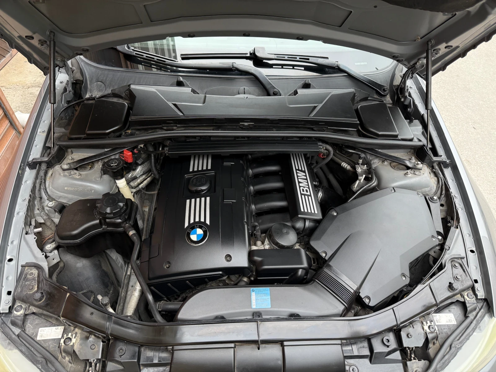 BMW 325 3.0L, снимка 12 - Автомобили и джипове - 54483342