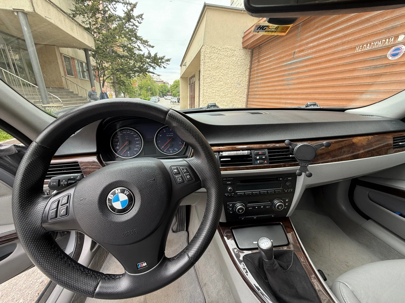 BMW 325 3.0L, снимка 8 - Автомобили и джипове - 54483342