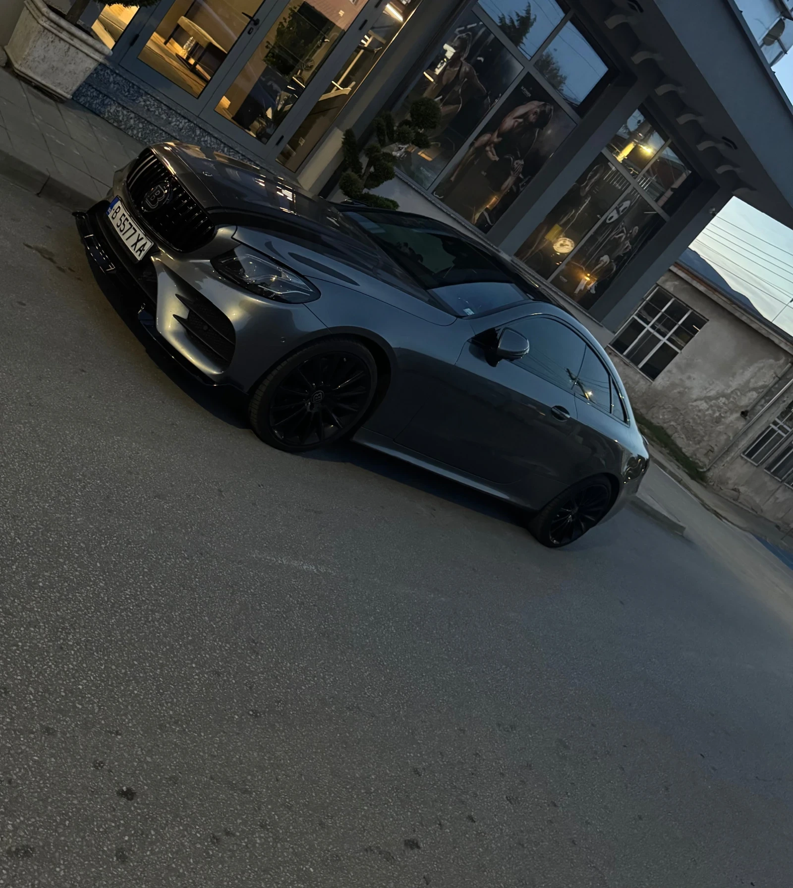 Mercedes-Benz E 220  , снимка 1 - Автомобили и джипове - 56062469
