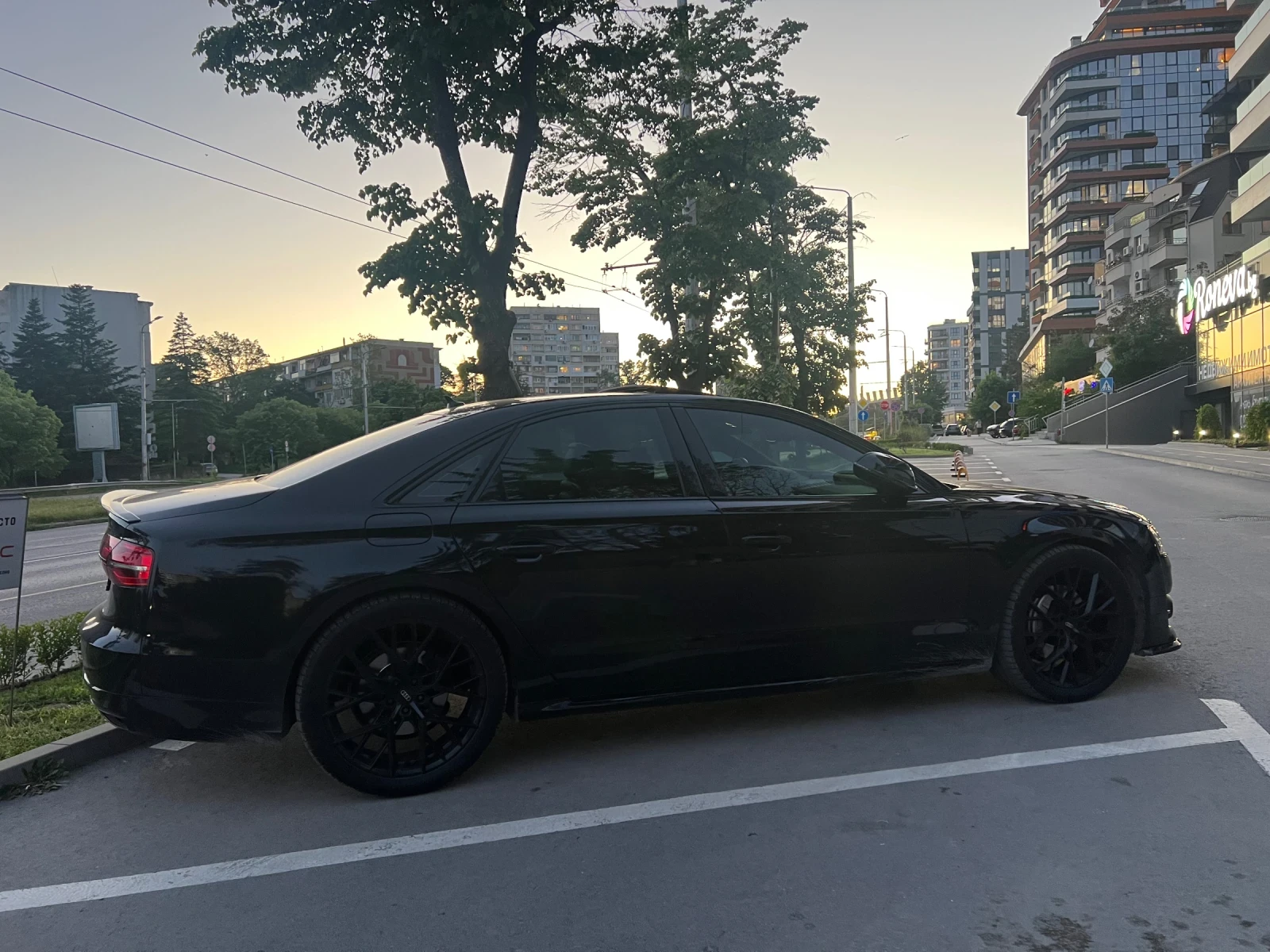 Audi A8 S8 pack black edition ТОП Лизинг!!!, снимка 17 - Автомобили и джипове - 54568944
