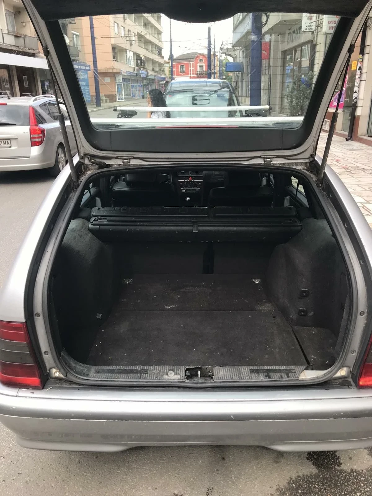 Mercedes-Benz C 200, снимка 5 - Автомобили и джипове - 54962063