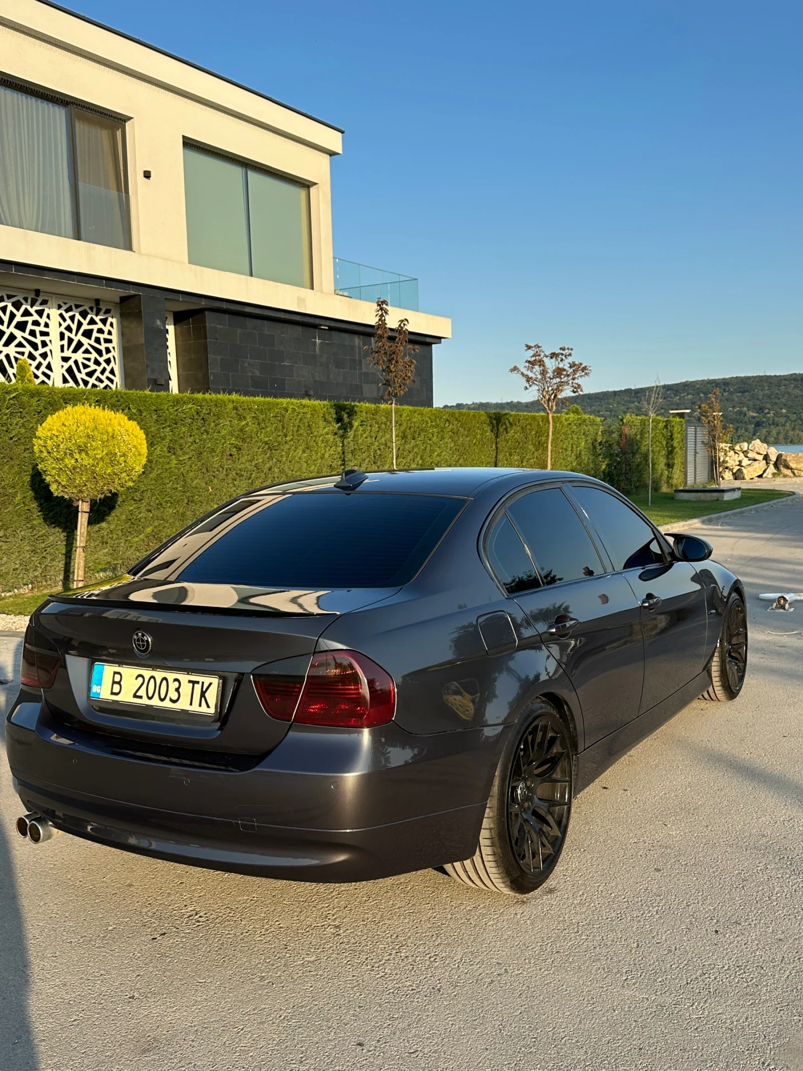 BMW 325