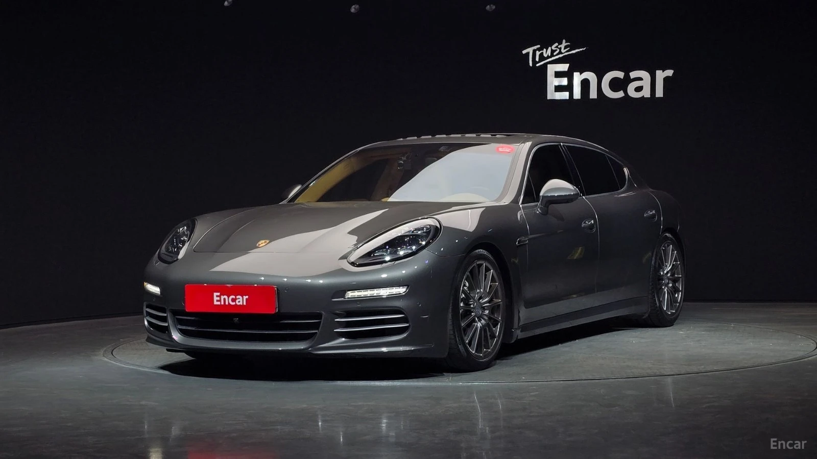 Porsche Panamera 4S EXECUTIVE 970* КОЖА* ОБДУХВ* НАВИ* МОНИТОРИ