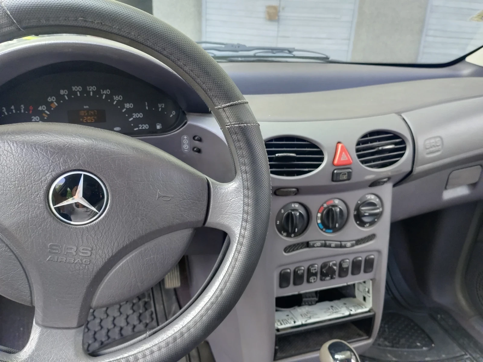 Mercedes-Benz A 140 1.4i benzin, снимка 11 - Автомобили и джипове - 55812124