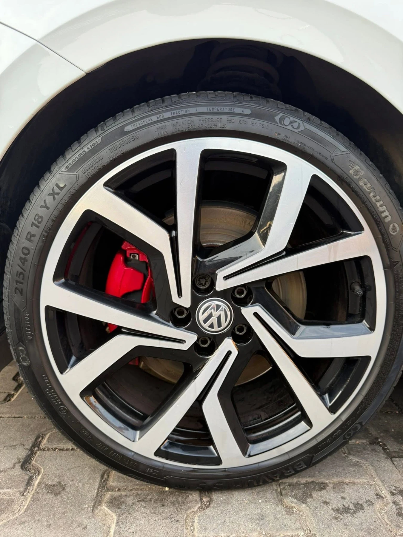 VW Polo GTI 2.0 TSI 300 HP KEYLESS/Panorama, снимка 10 - Автомобили и джипове - 56145195