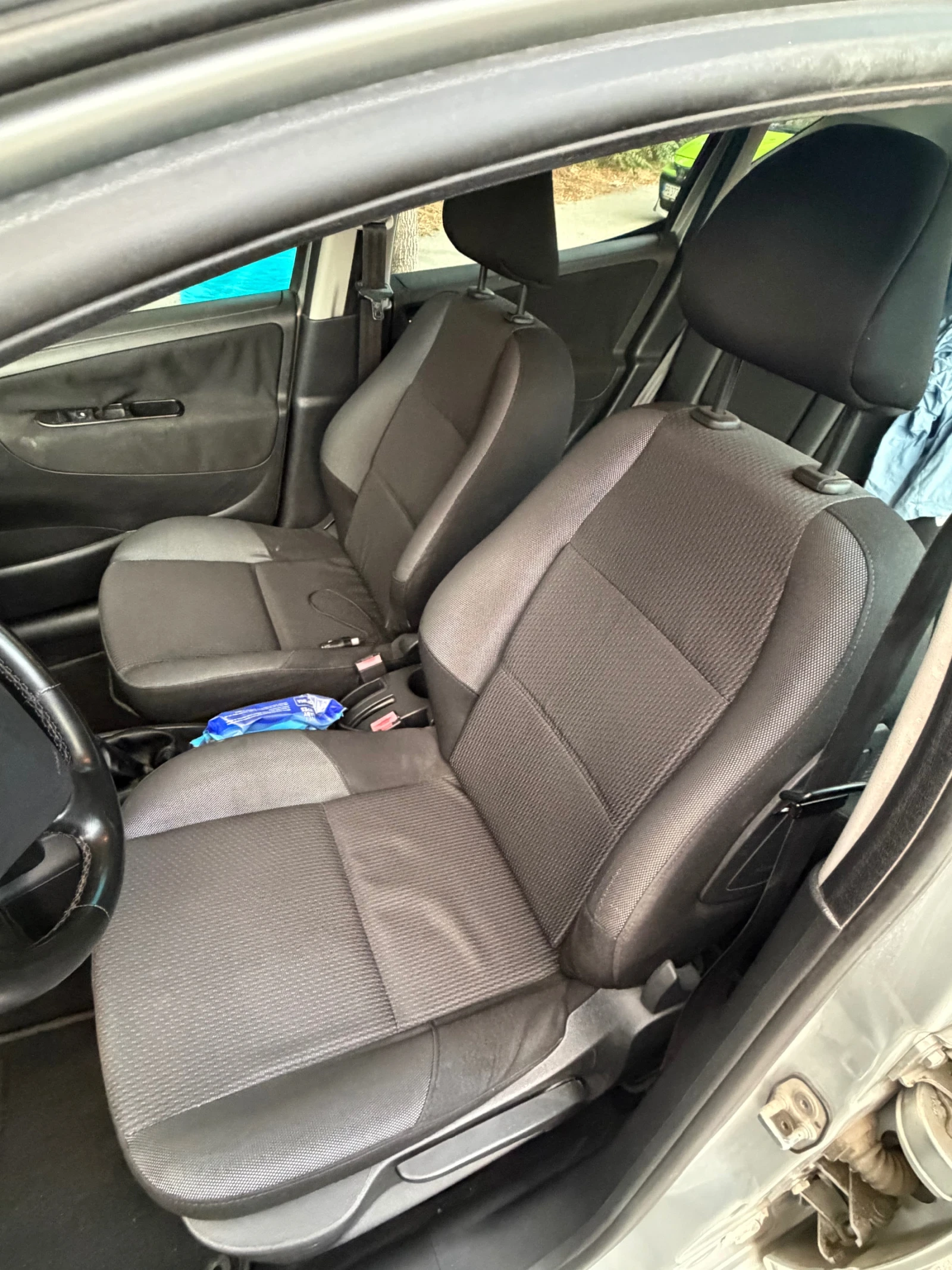 Peugeot 207, снимка 8 - Автомобили и джипове - 56216971