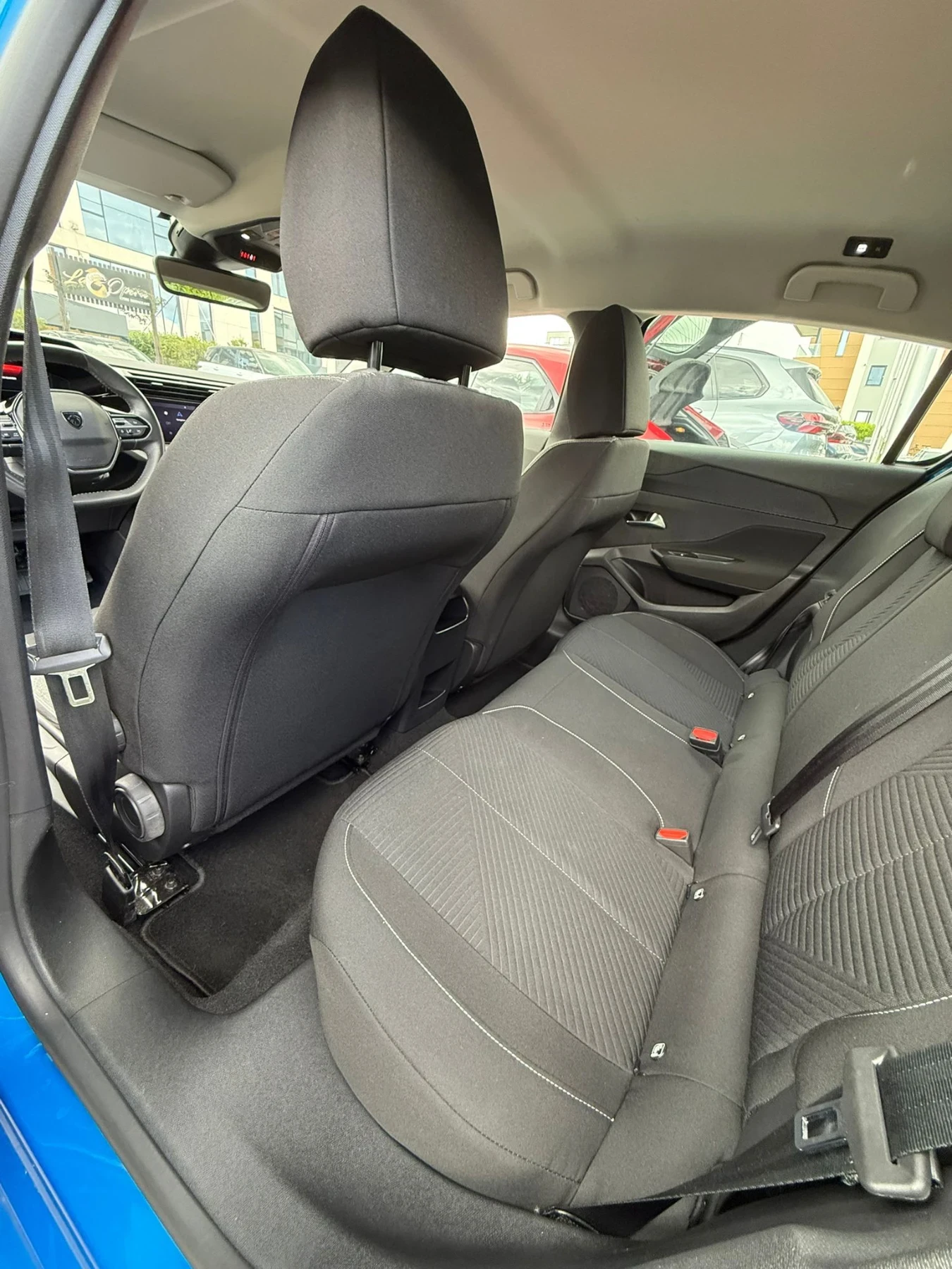 Peugeot 308 1.5 BLUEHDI 131, снимка 8 - Автомобили и джипове - 56341317