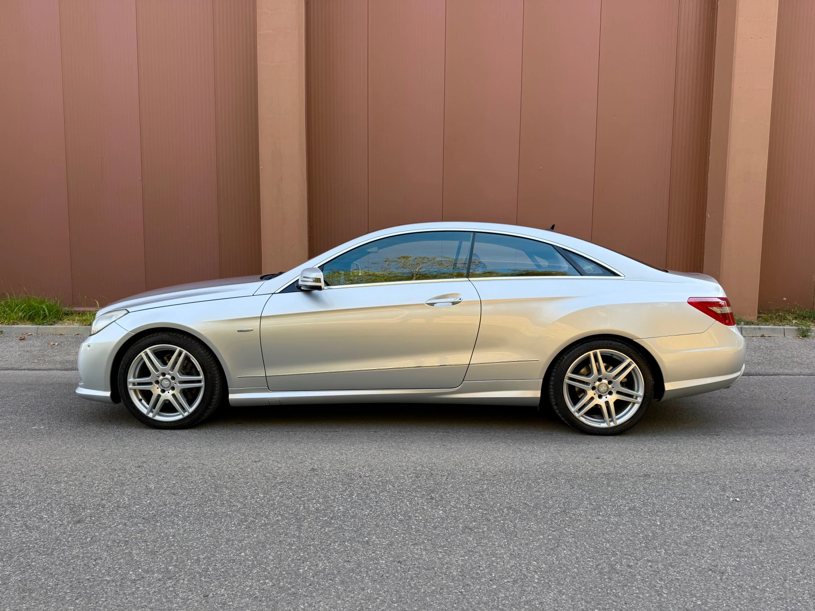 Mercedes-Benz E 350 AMG-LINE PANORAMA ��������� �������� 6 ������  | Mobile.bg � ����������� 2