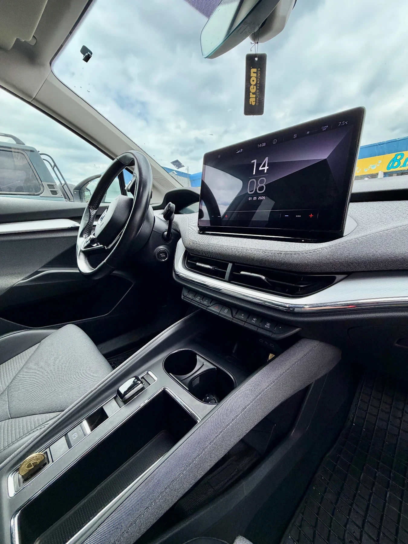 Skoda Enyaq IV80 Термопомпа!, снимка 3 - Автомобили и джипове - 56535830
