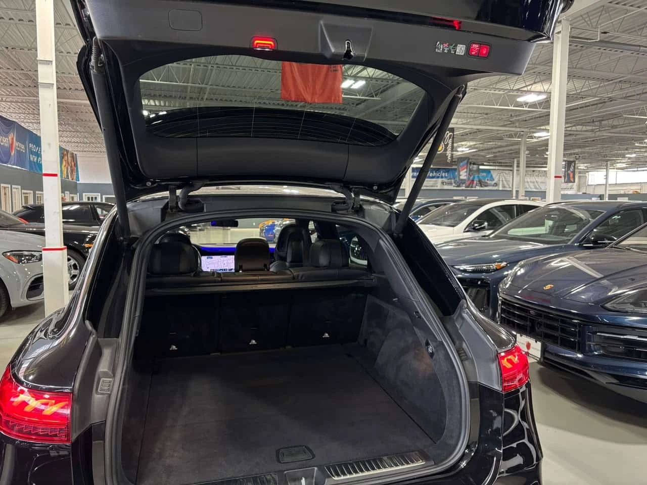 Mercedes-Benz EQS * 450 EQS450| AWD| AMGPKG| HYPERSCREEN| REARRECLIN | Mobile.bg � ����������� 7