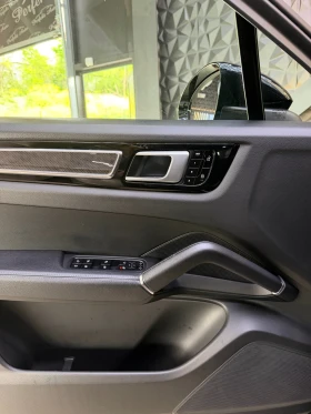 Porsche Cayenne COUPE E-HYBRID * PLUG-IN HYBRID * , снимка 12