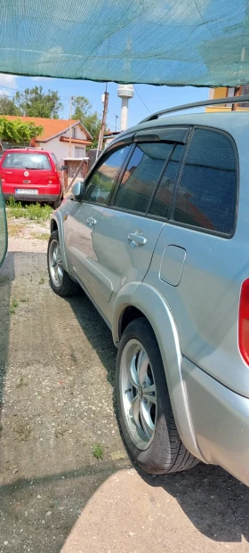 Toyota Rav4 2.0 D4D, снимка 3