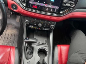 Обява за продажба на Dodge Durango * R/T AWD * CARFAX * БЕЗ ПЪРВОНАЧАЛНА ВНОСКА ~47 550 лв. - изображение 7 | Auto.bg Обява за продажба на Dodge Durango * R/T AWD * CARFAX * БЕЗ ПЪРВОНАЧАЛНА ВНОСКА ~47 550 лв. - изображение 7