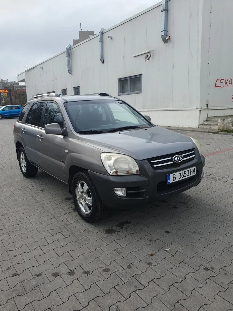 Kia Sportage 2.0 CRDI 4X4 , снимка 3 - Автомобили и джипове - 48253281