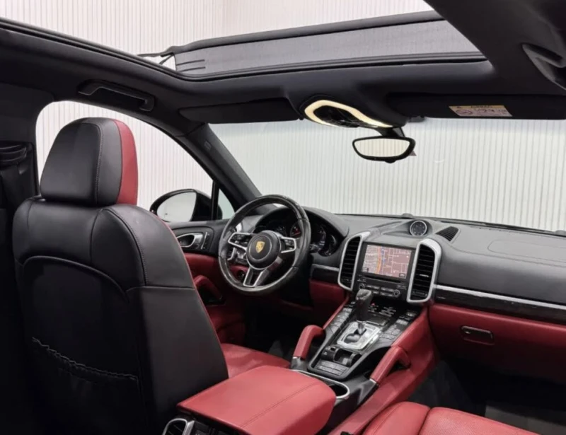 Porsche Cayenne Platinum Edition* AWD* АвтоКредит* (ЦЕНА ДО БГ), снимка 2 - Автомобили и джипове - 53156803