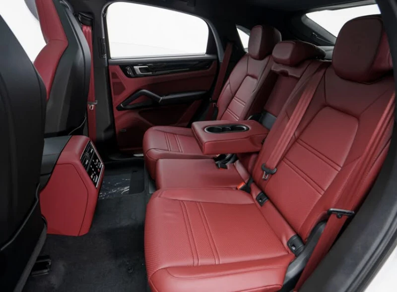 Porsche Cayenne Platinum Edition* AWD* АвтоКредит* (ЦЕНА ДО БГ), снимка 3 - Автомобили и джипове - 53156803