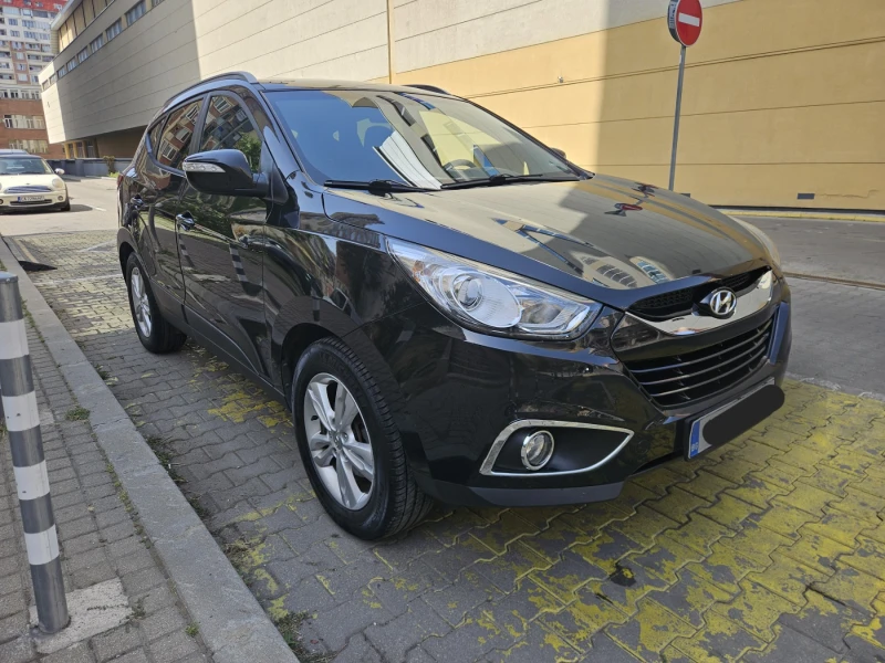 Hyundai IX35 1.7 CRDi, снимка 3 - Автомобили и джипове - 53432156
