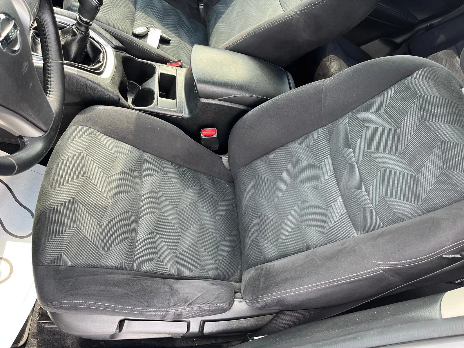 Nissan X-trail 1.6dci / Tekna / 7- / Euro5B | Mobile.bg   7