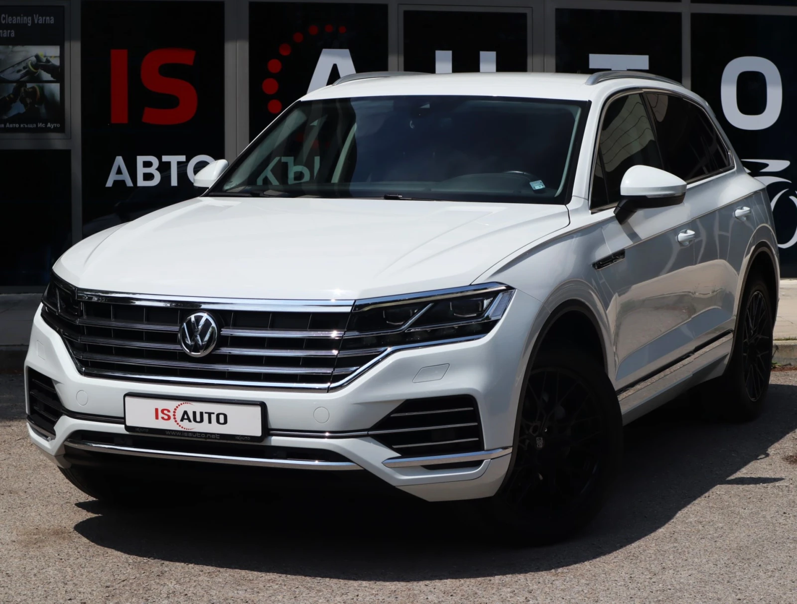 VW Touareg 3.0TDI/Elegance/4Motion/Lane Assist/F1/Isofix