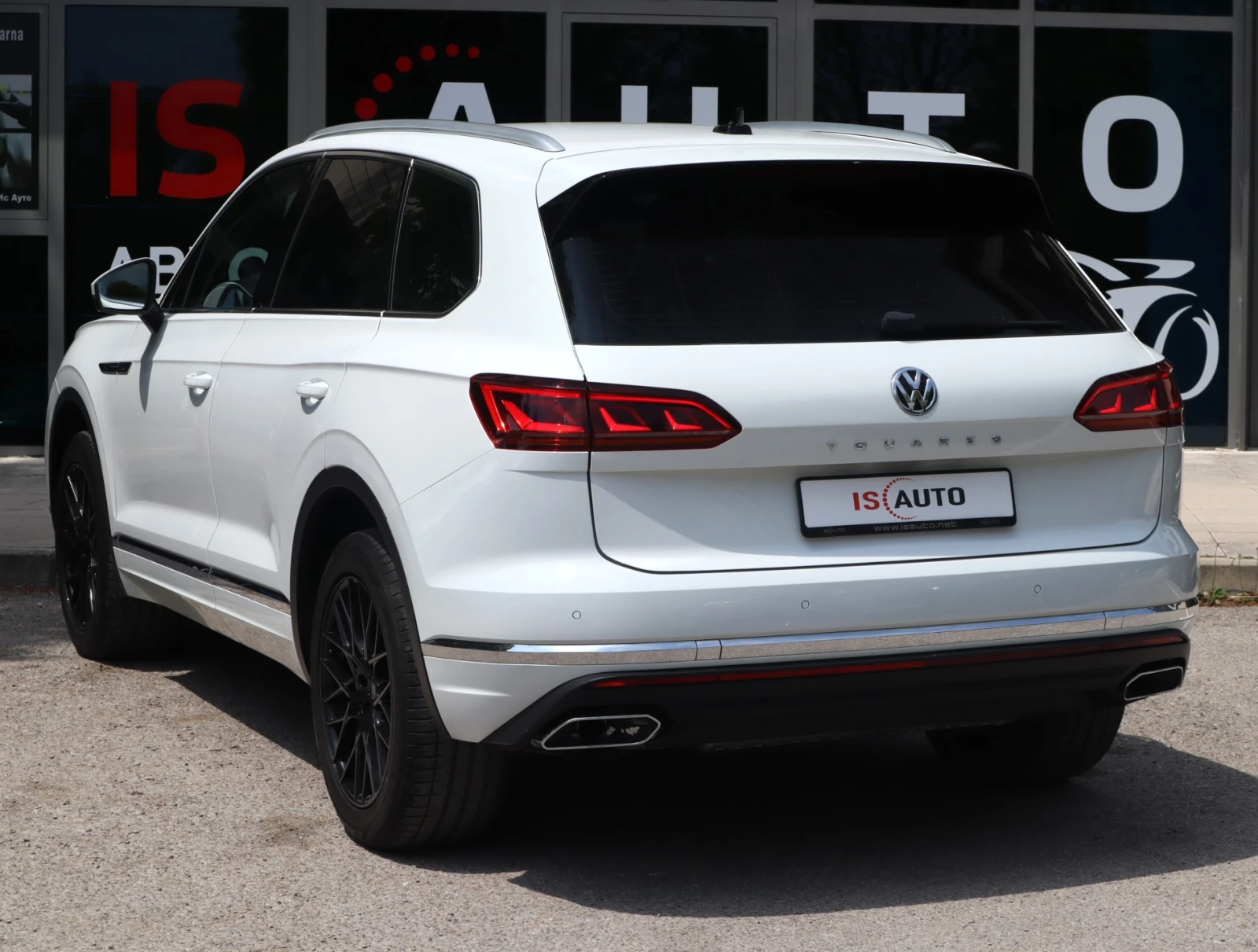 VW Touareg 3.0TDI/Elegance/4Motion/Lane Assist/F1/Isofix | Mobile.bg � ����������� 4