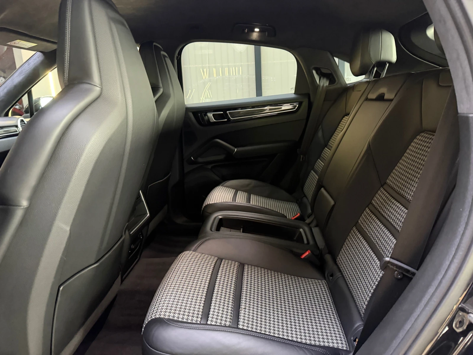 Porsche Cayenne COUPE E-HYBRID * PLUG-IN HYBRID * , снимка 5 - Автомобили и джипове - 54695403