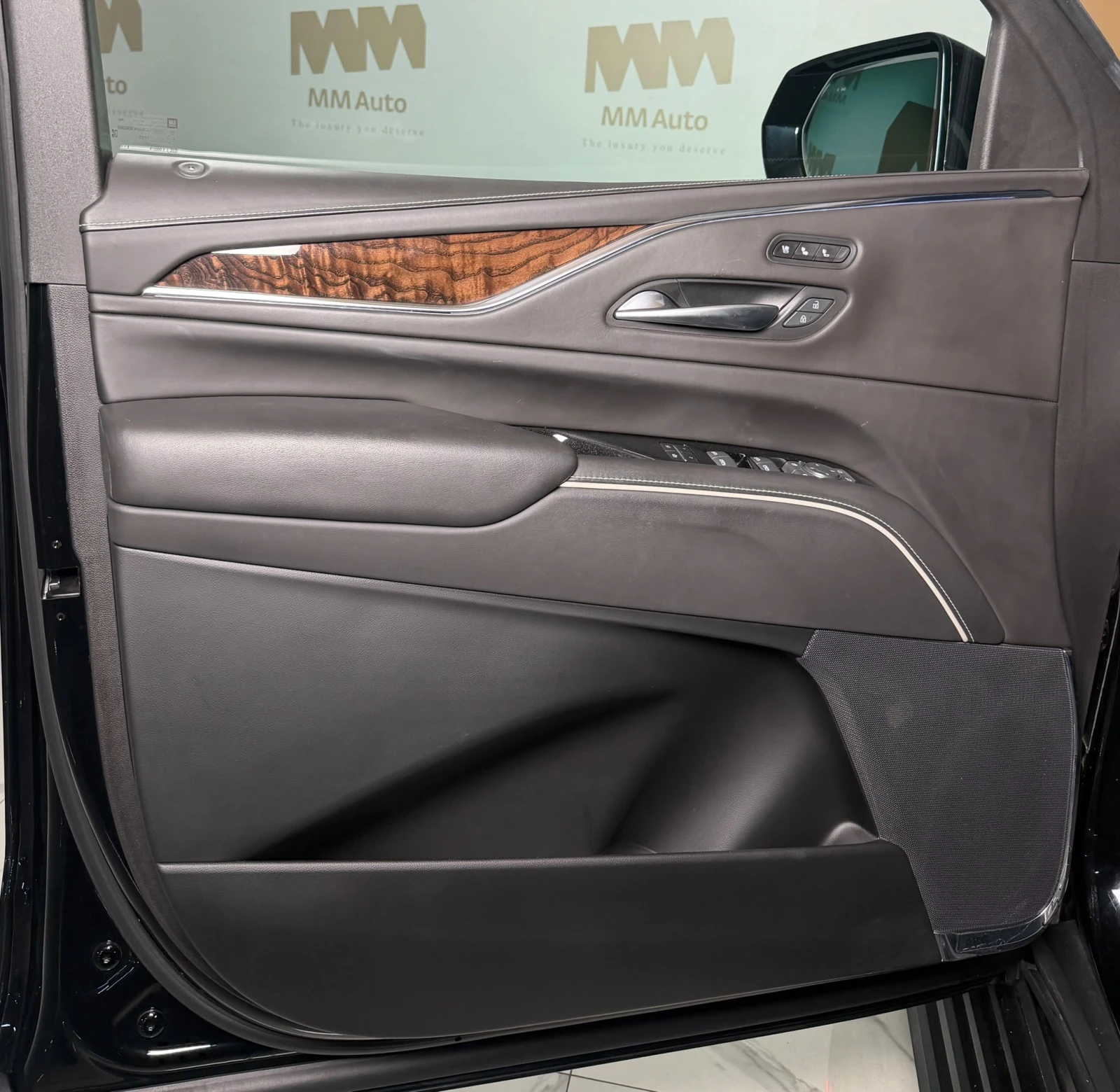 Cadillac Escalade Premium Luxury* TV* Ventilation* HuD* Pano, снимка 6 - Автомобили и джипове - 55349573