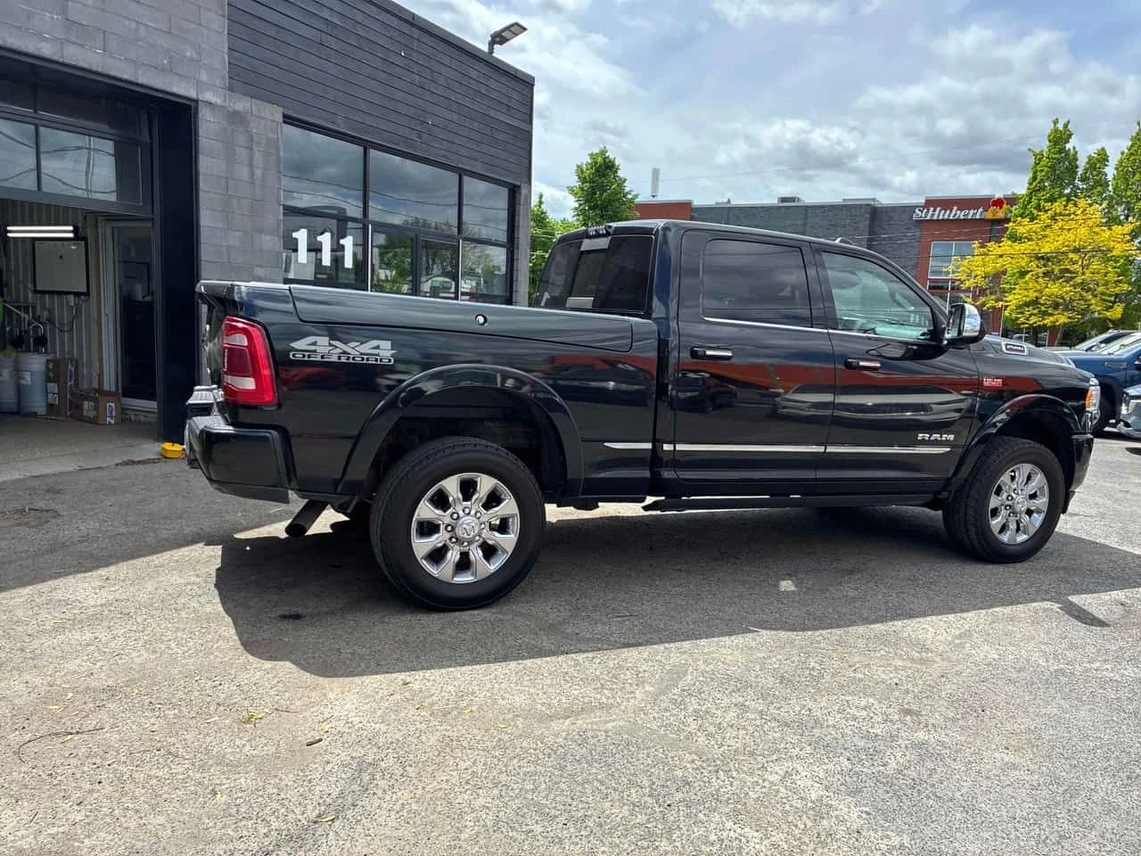 Dodge RAM 2500 * Limited * CARFAX * БЕЗ ПЪРВОНАЧАЛНА ВНОСКА, снимка 3 - Автомобили и джипове - 55415027