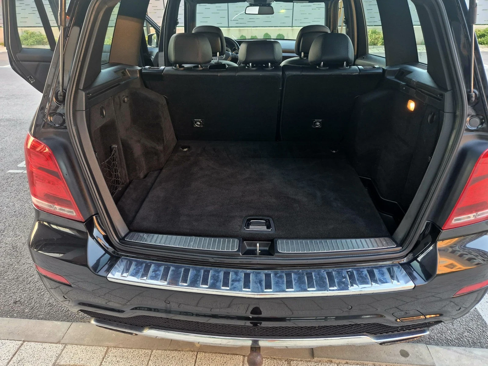 Mercedes-Benz GLK 350 /AMG /ДИСТРОНИК/ОБДУХВАНЕ/360, снимка 12 - Автомобили и джипове - 55619162