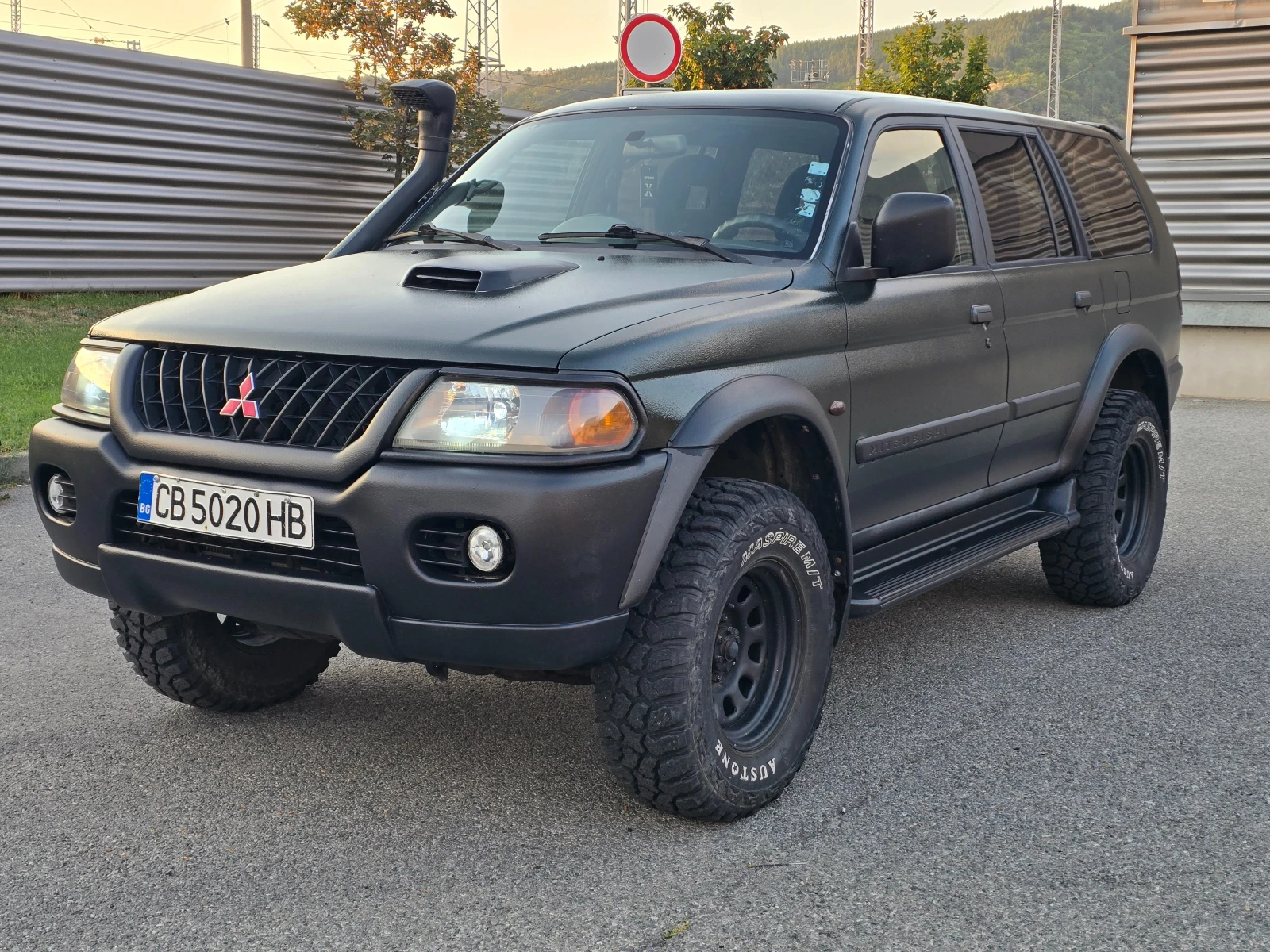 Mitsubishi Pajero sport 2.5 D * ГАЗ * РАПТОР * ТОП * 