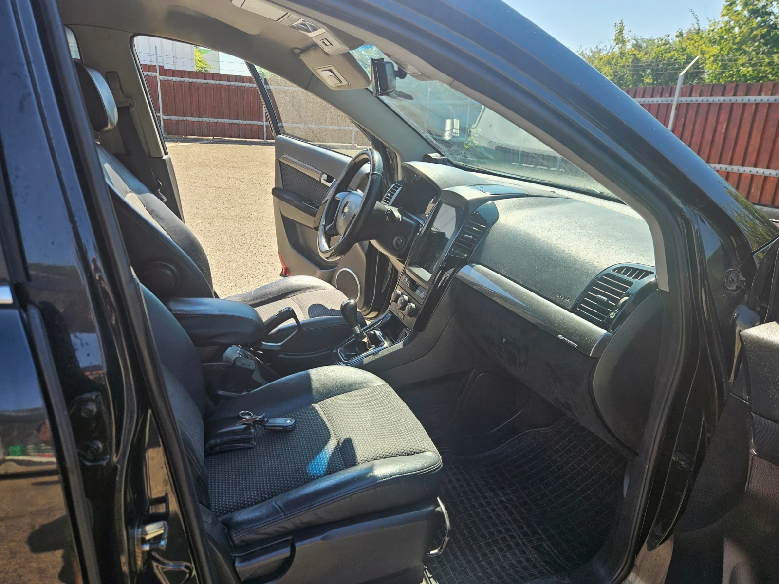 Chevrolet Captiva, снимка 9 - Автомобили и джипове - 55854570