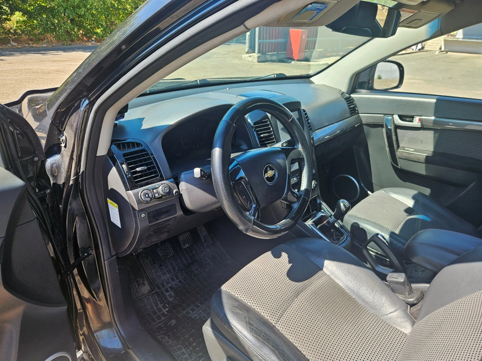 Chevrolet Captiva, снимка 10 - Автомобили и джипове - 55854570