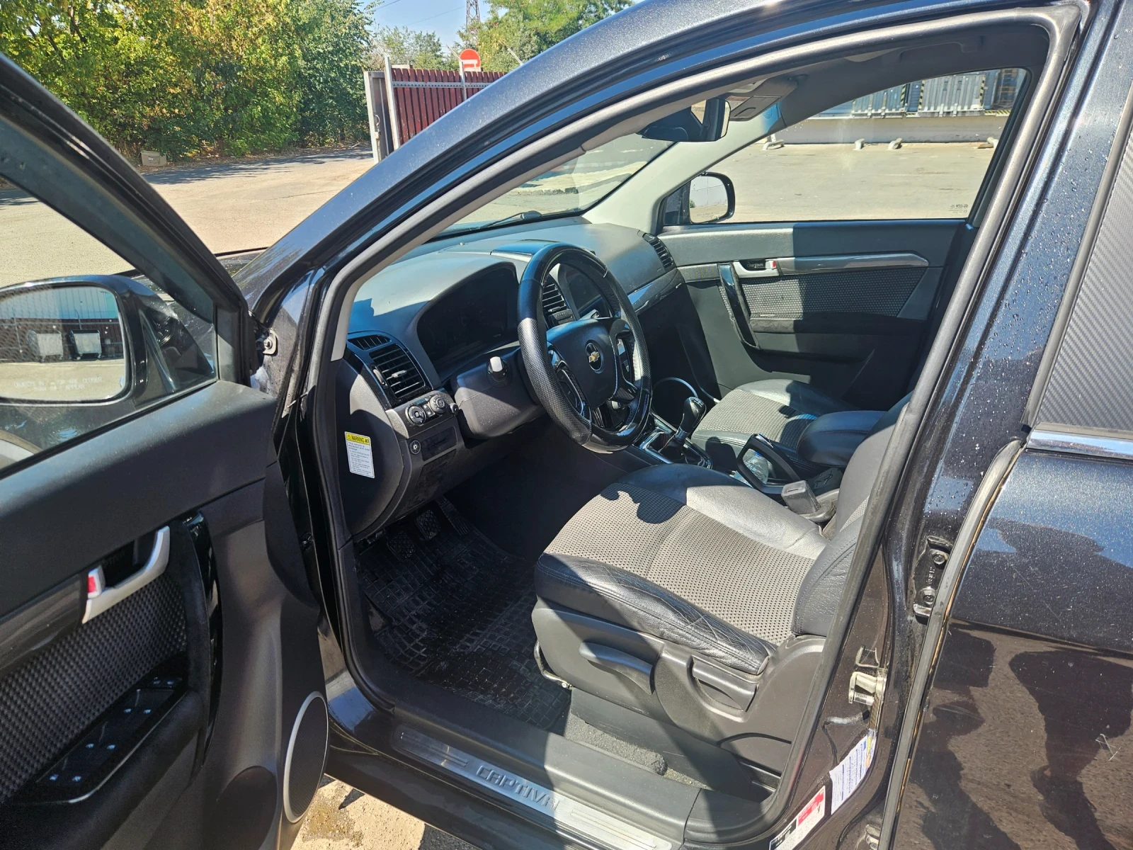 Chevrolet Captiva, снимка 7 - Автомобили и джипове - 55854570