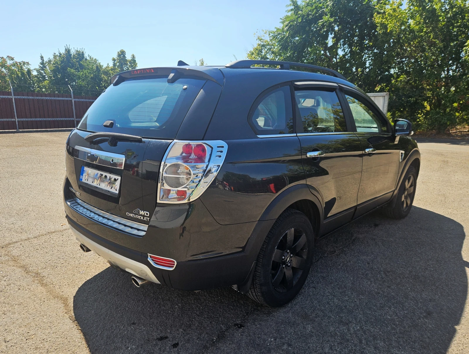 Chevrolet Captiva, снимка 5 - Автомобили и джипове - 55854570