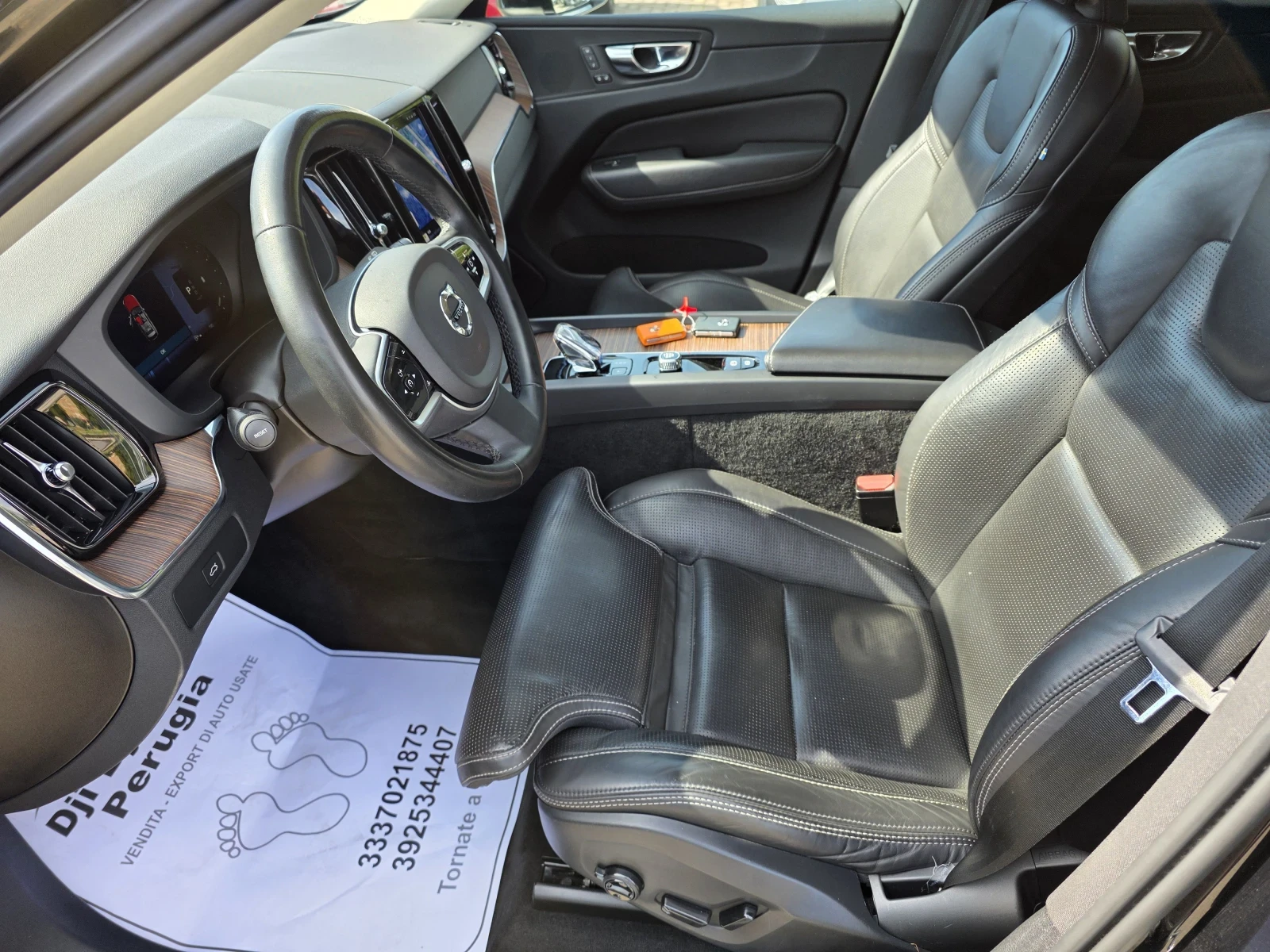 Volvo XC60 2.0i HYBRIDA, снимка 7 - Автомобили и джипове - 56161975